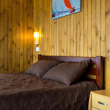 Б/О Pina Colada Hotel Ochakiv Ngoại thất bức ảnh