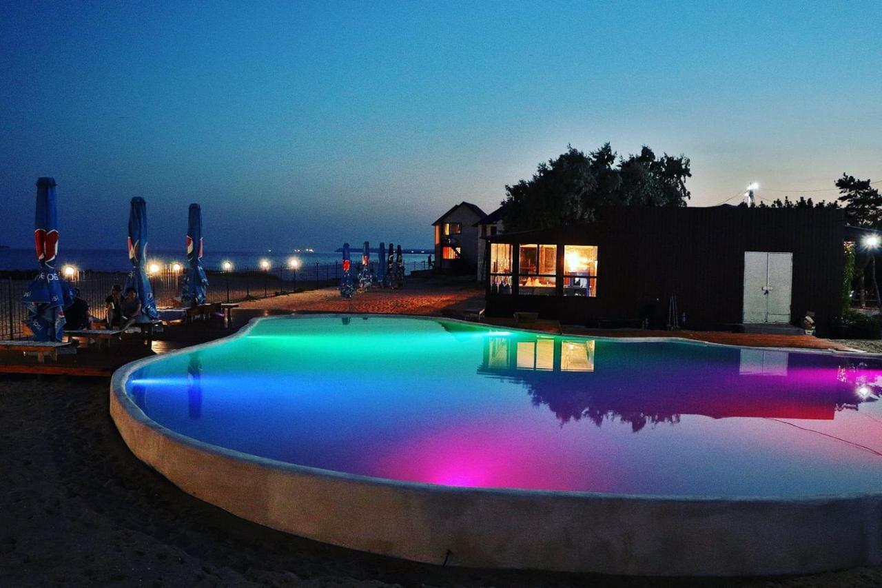 Б/О Pina Colada Hotel Ochakiv Ngoại thất bức ảnh